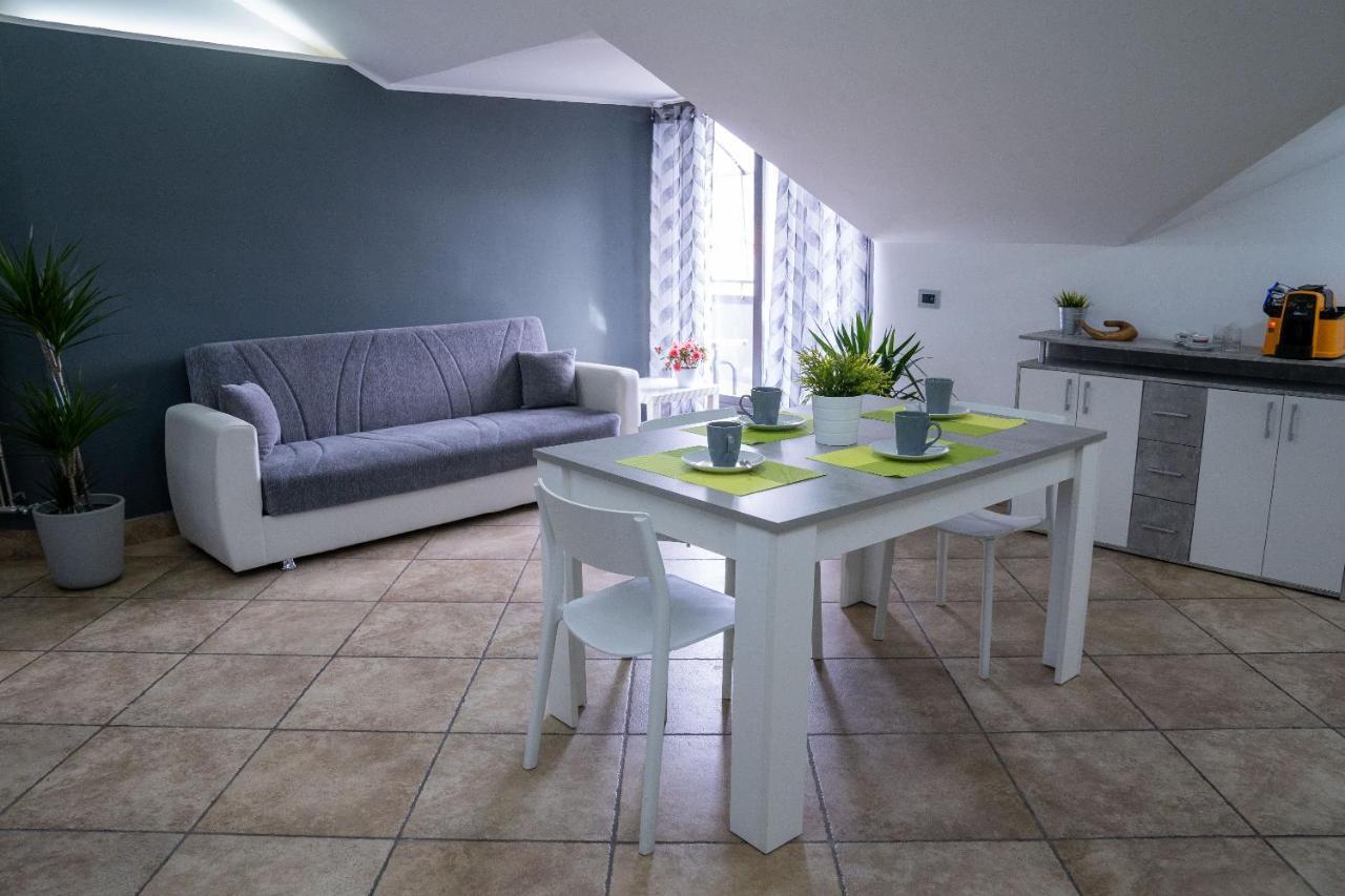 Attic A31 Apartament Rooftop Deluxe Санта-Марія-Капуа-Ветере Екстер'єр фото